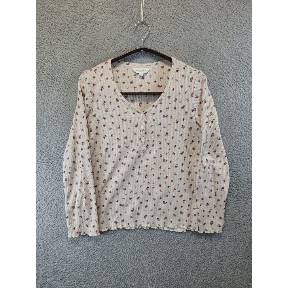 Laura Ashley‎ Henley Top Womens Medium Beige Floral Stretch Waffle Knit V Neck